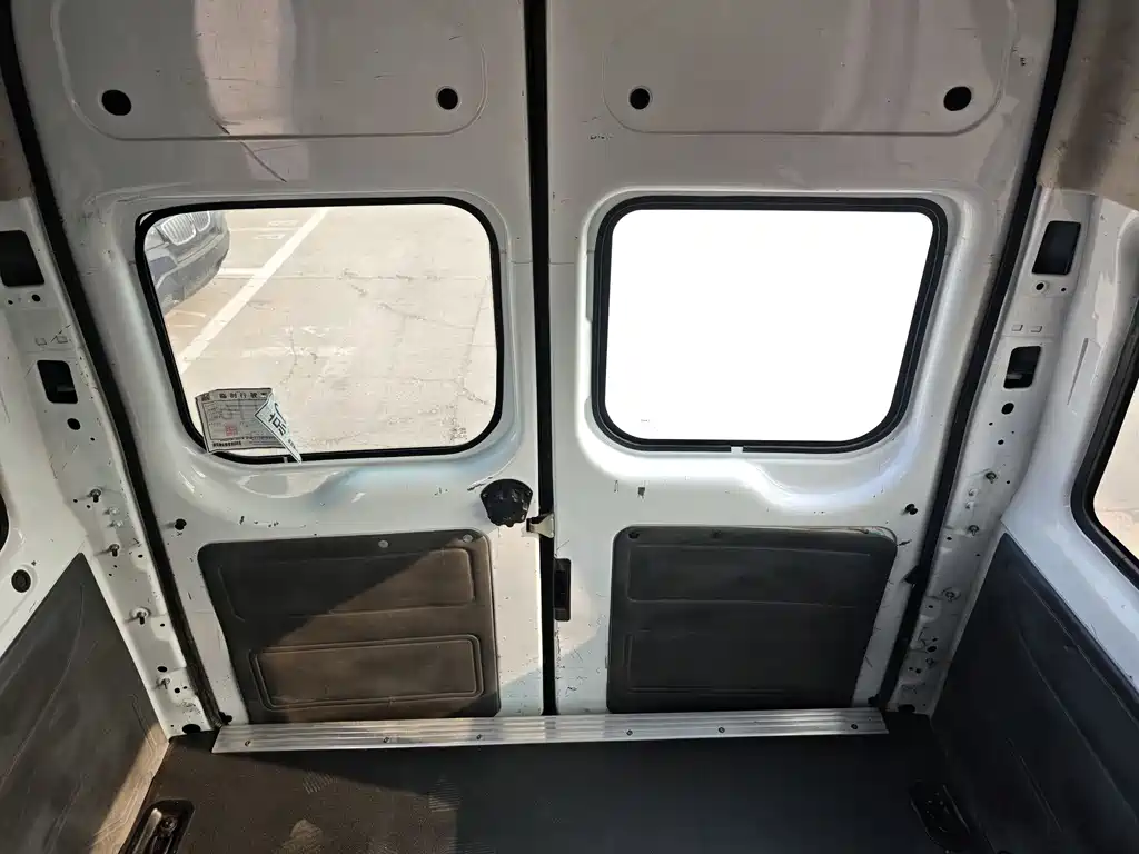Ford Transit Custom 2018 — фото 16