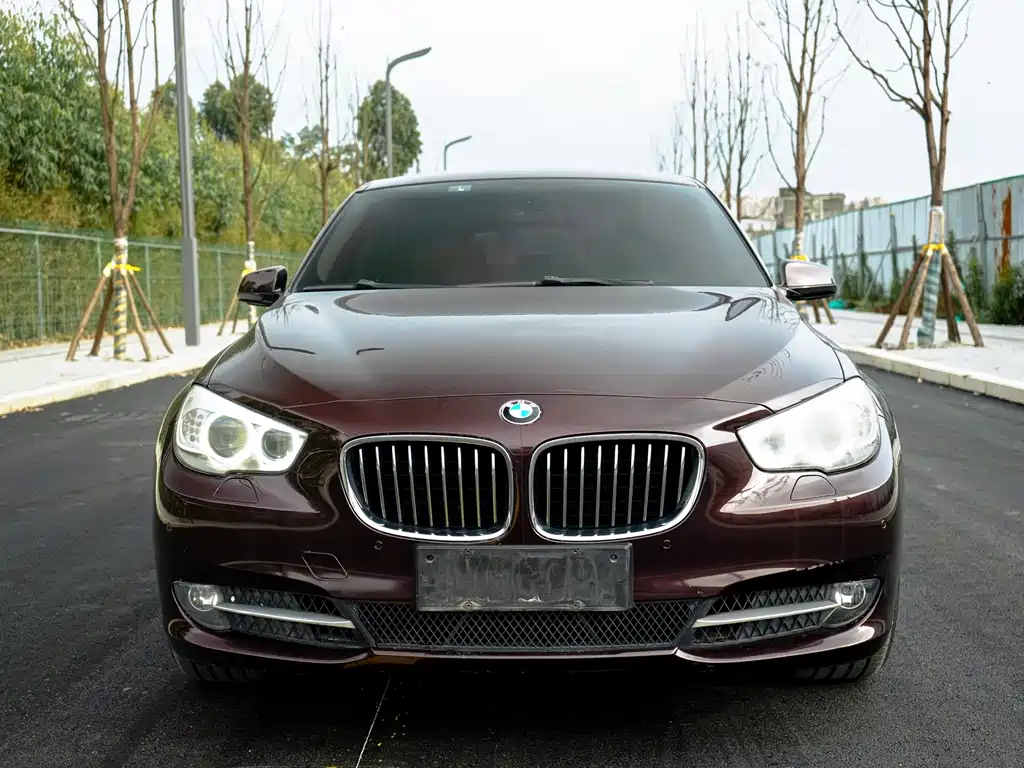 BMW 5 Series GT 2012 — фото 2
