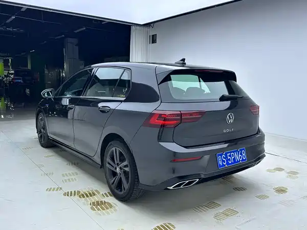 Volkswagen Golf 2023