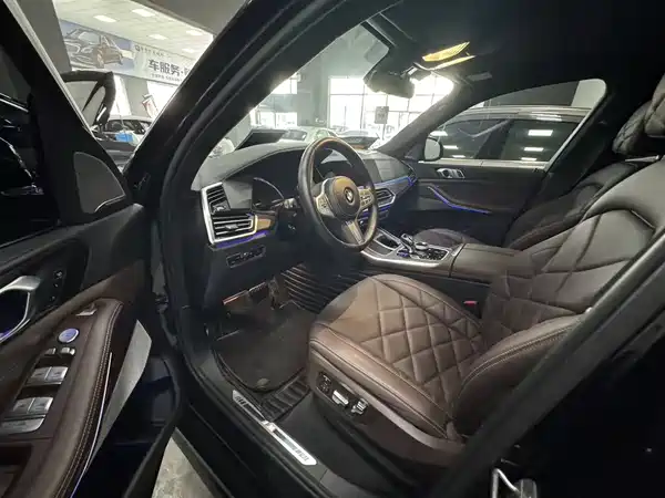BMW X5 2023