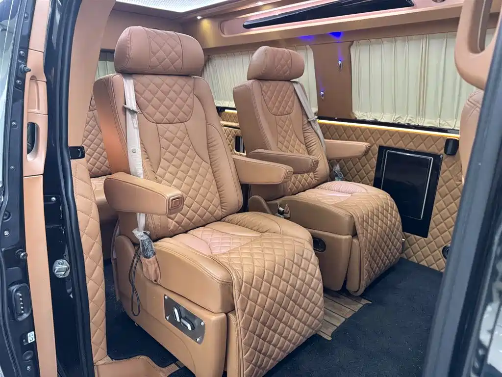 Mercedes-Benz Vito 2017 — фото 16