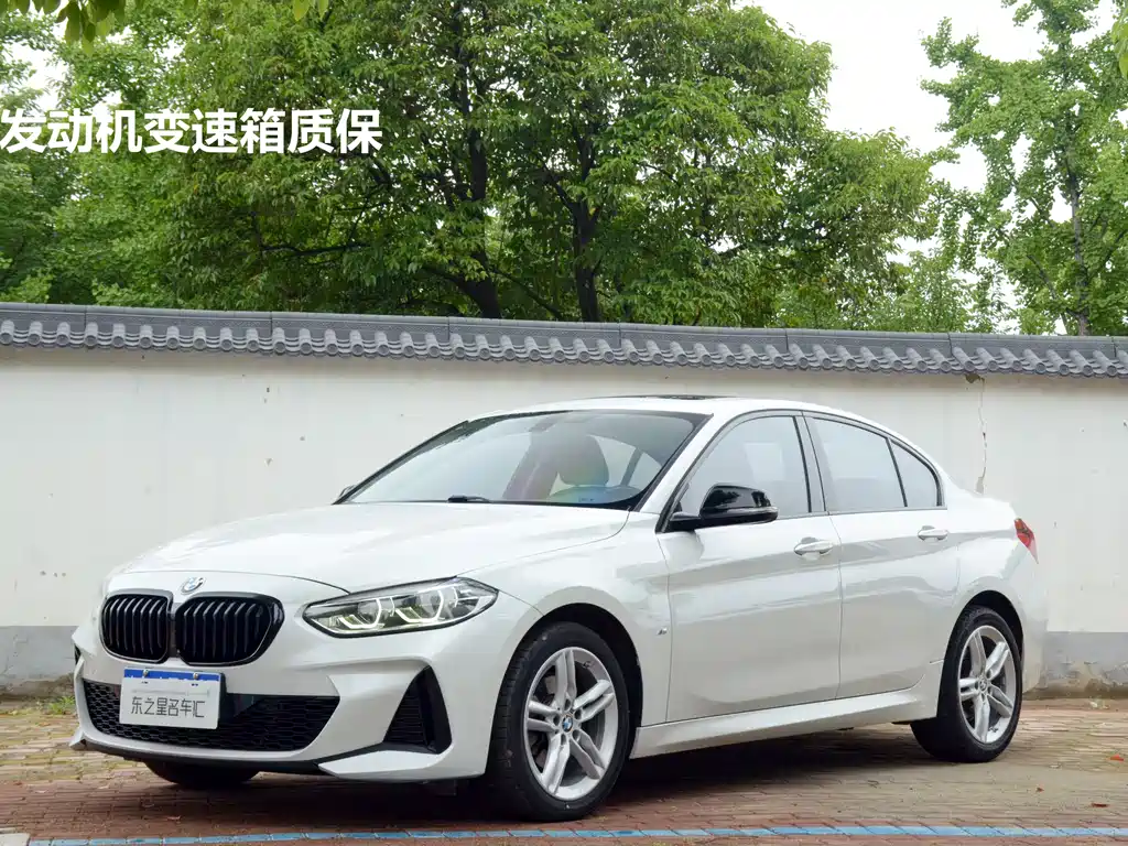 BMW 1 Series 2021 — фото 1