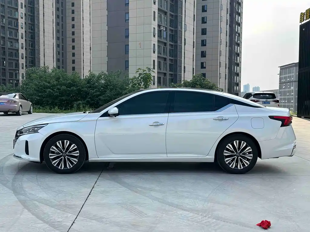 Nissan Teana 2026