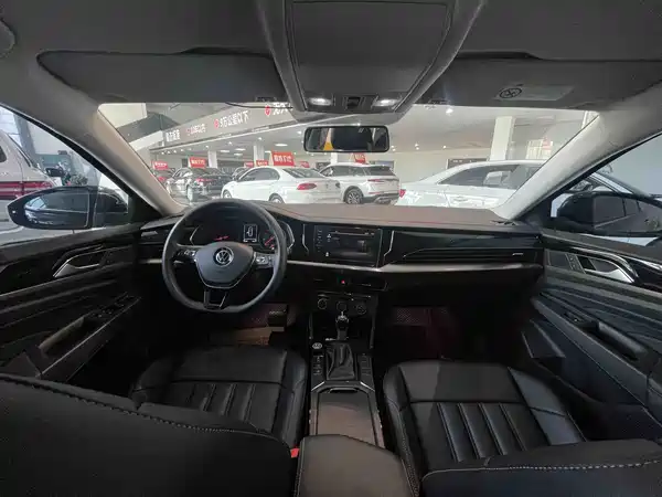 Volkswagen Passat 2021