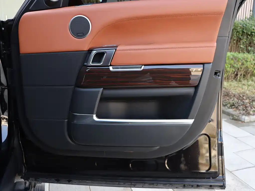 Land Rover Range Rover 2016 — фото 23