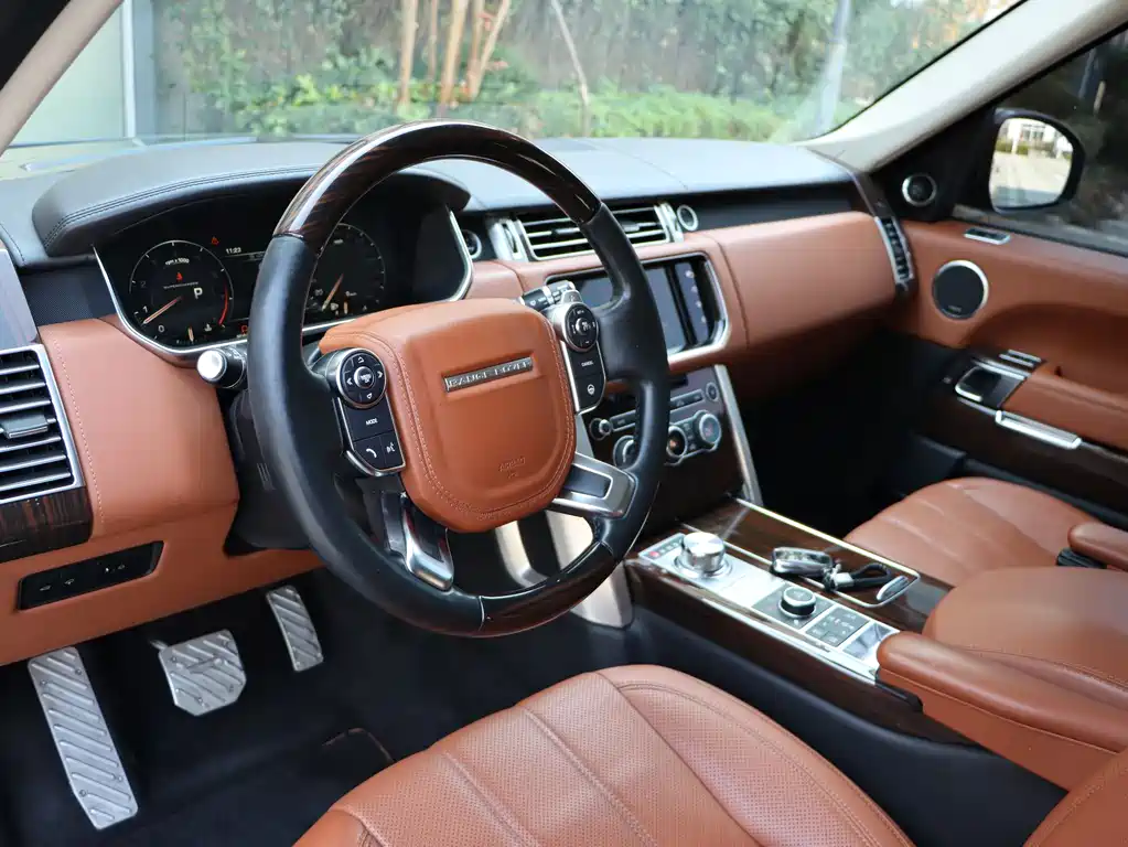 Land Rover Range Rover 2016 — фото 17