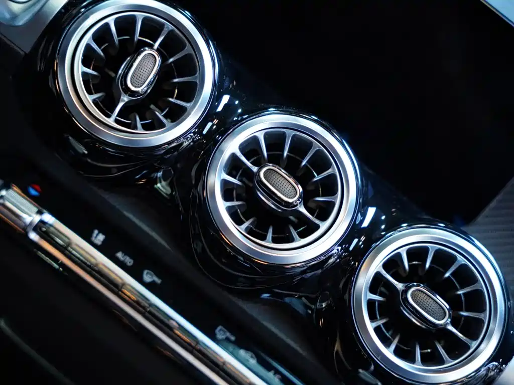 Mercedes-Benz GLB AMG 2024 — фото 44