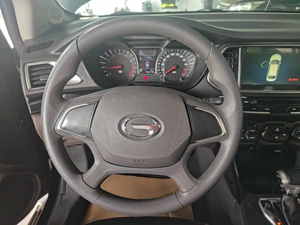 GAC Trumpchi GS4 2016 — фото 11
