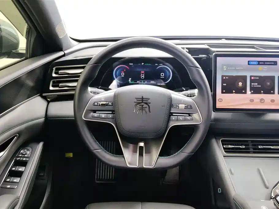 BYD Qin L 2025 — фото 15