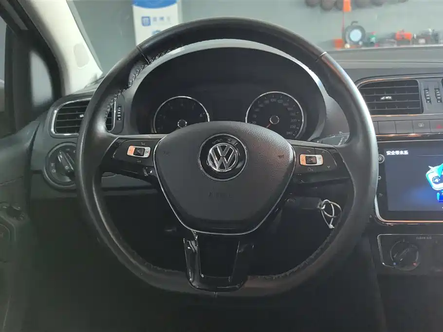 Volkswagen Polo 2018 — фото 14