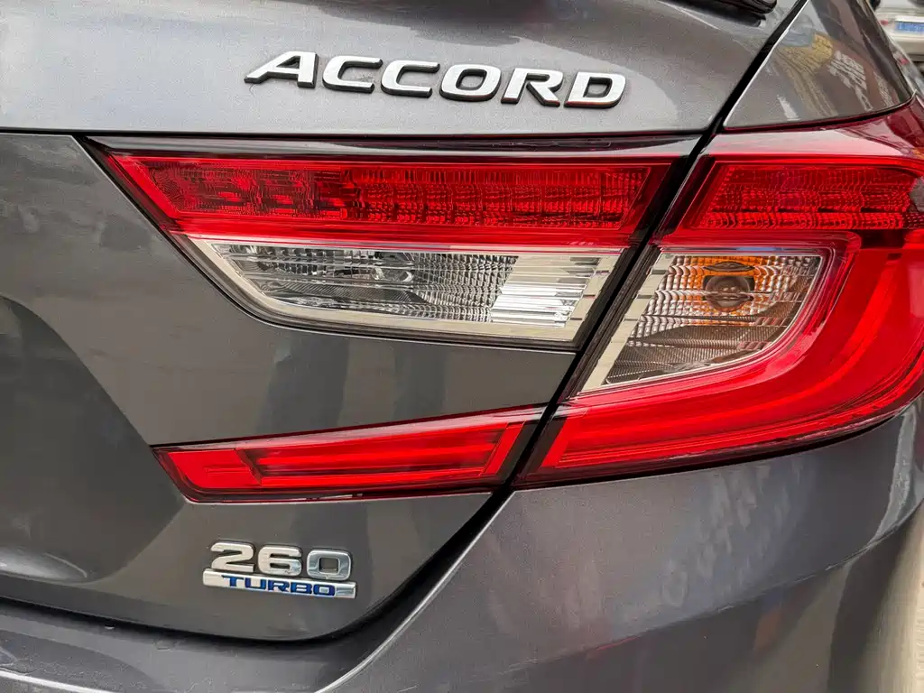 Honda Accord 2020 — фото 28