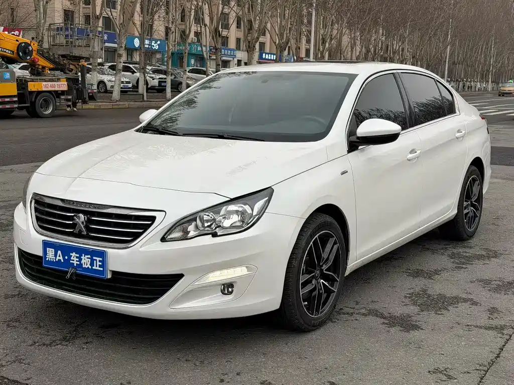 Peugeot 408 2018 — фото 3
