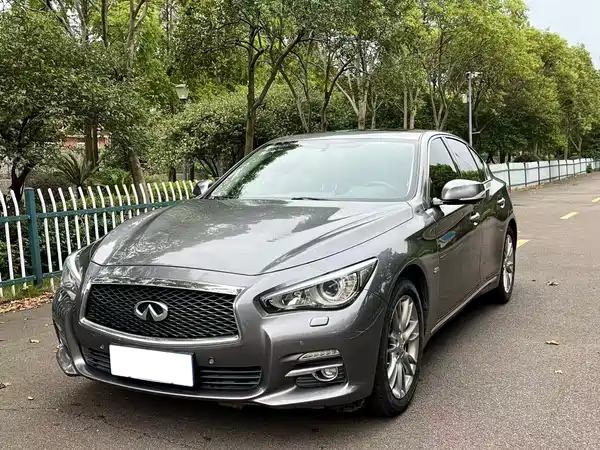 Infiniti Q50L 2016