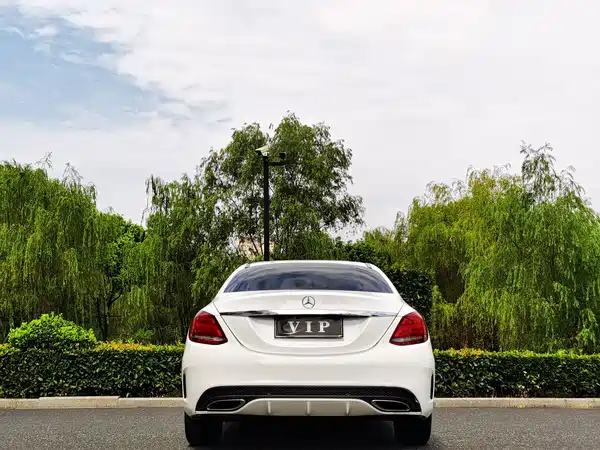 Mercedes-Benz C-Class 2016