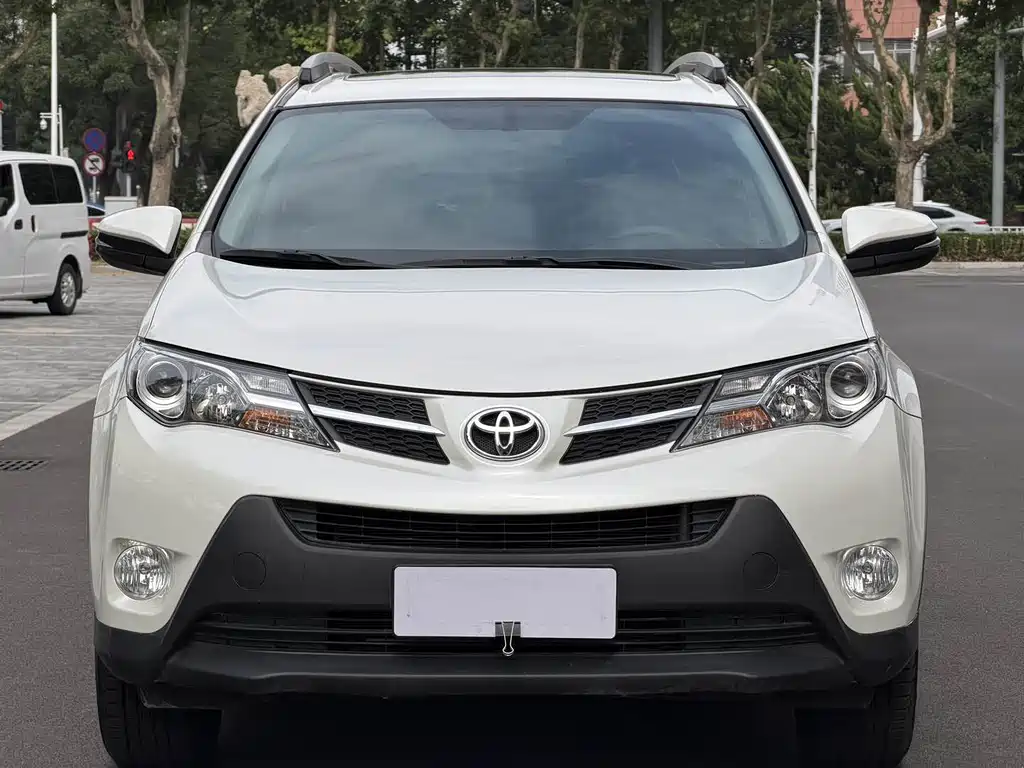 Toyota RAV4 2016