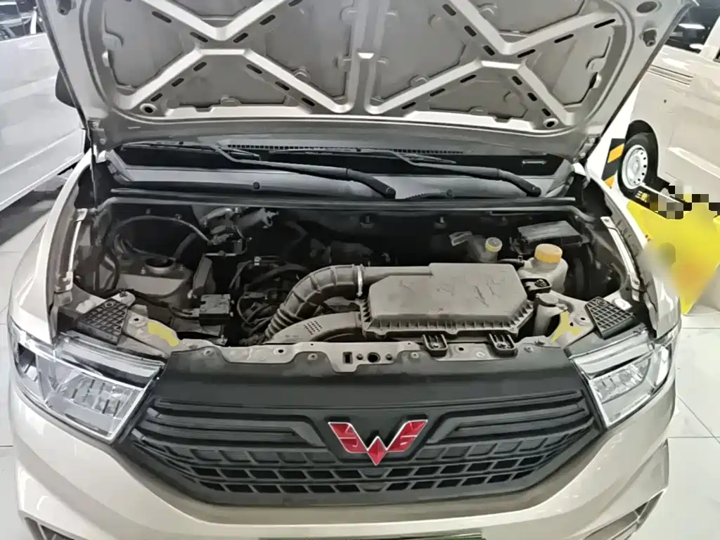 Wuling Hongguang V 2023 — фото 20