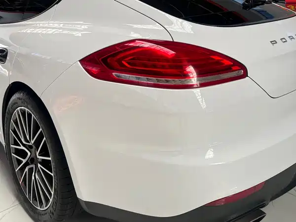 Porsche Panamera 2016