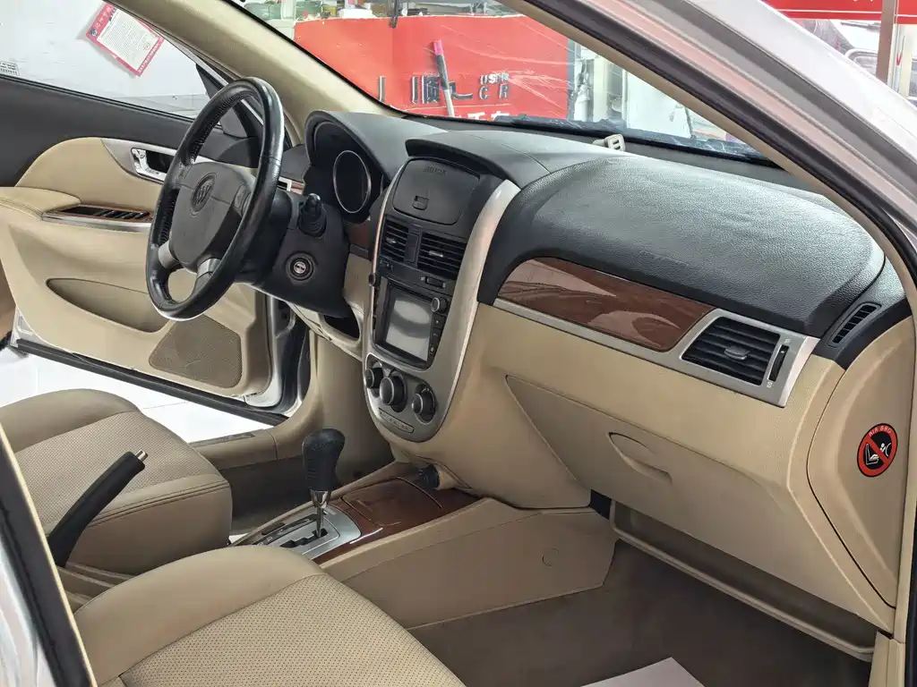 Buick Excelle 2011