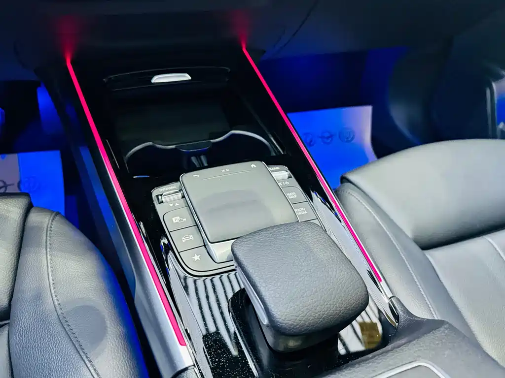 Mercedes-Benz GLB 2021 — фото 13