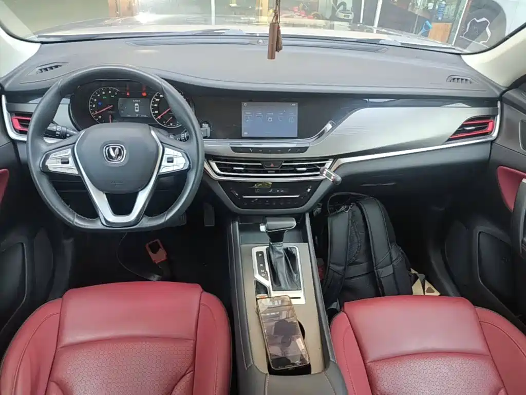 Changan CS35PLUS 2020 — фото 10