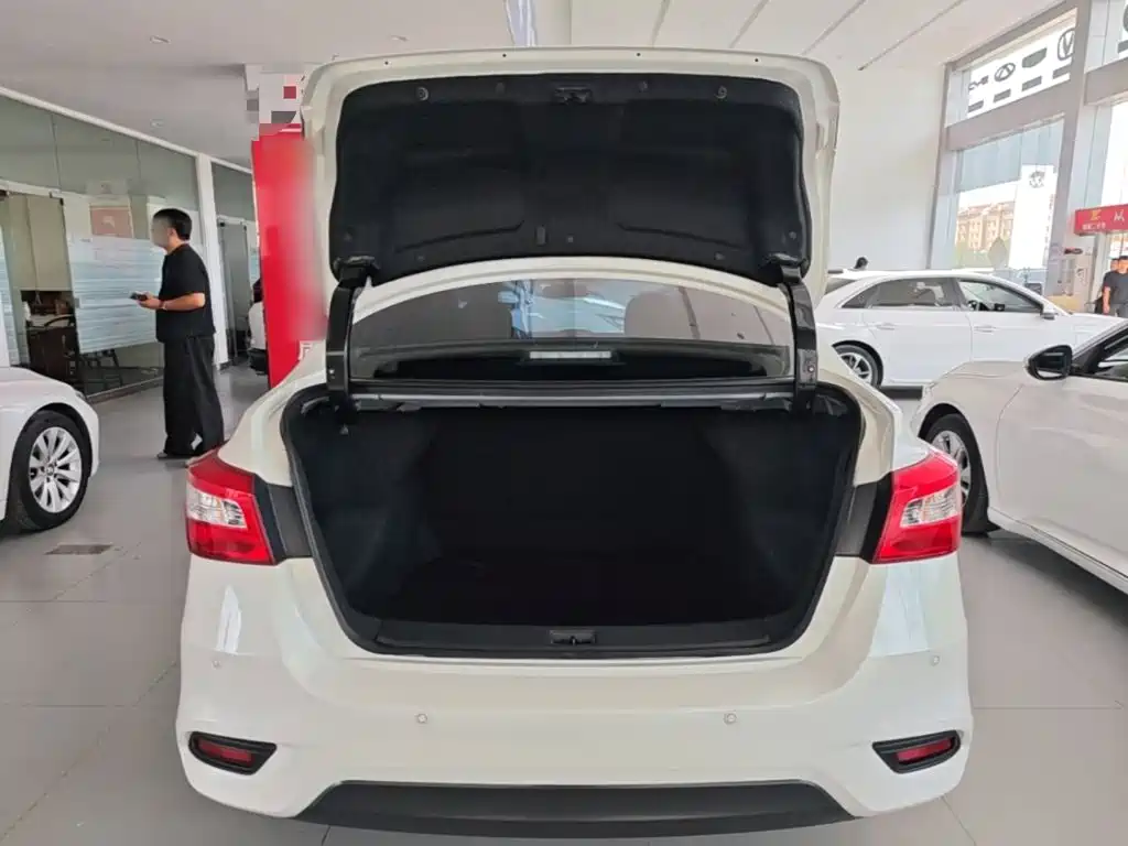 Nissan Sylphy 2022 — фото 19