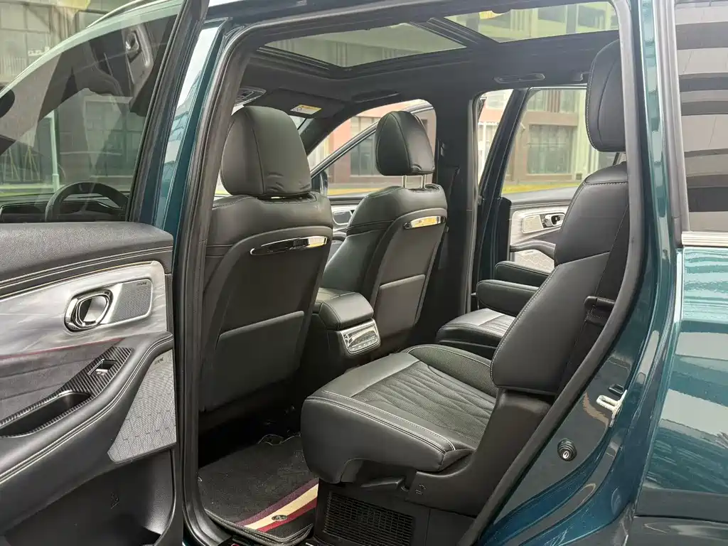 GAC Motor Trumpchi GS8 2022 — фото 6