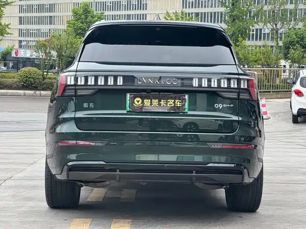 Lynk & Co 09 EM-P 2024