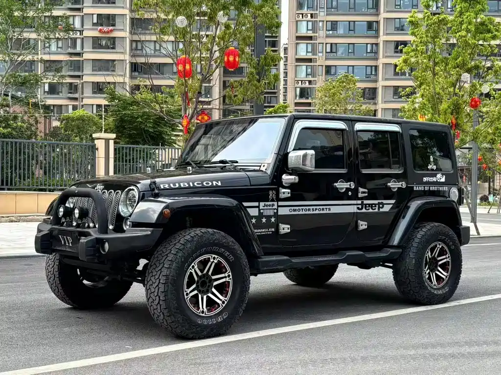 Jeep Wrangler 2014 — фото 11