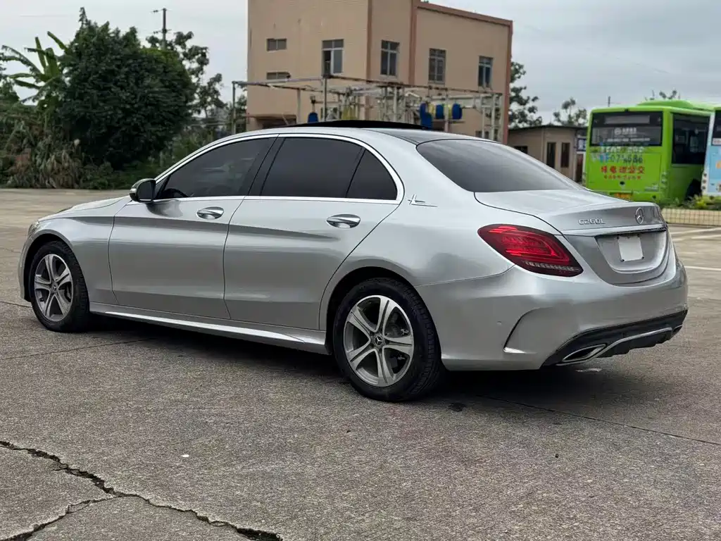 Mercedes-Benz C-Class 2020 — фото 6