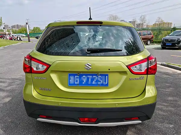 Suzuki S-Cross 2014