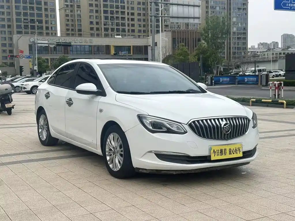 Buick Excelle 2017 — фото 3