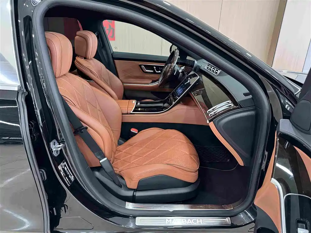 Mercedes-Benz Maybach S-Class 2021 — фото 9