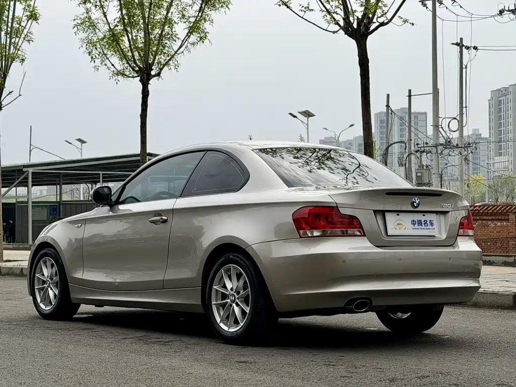 BMW 1 Series 2014 — фото 20