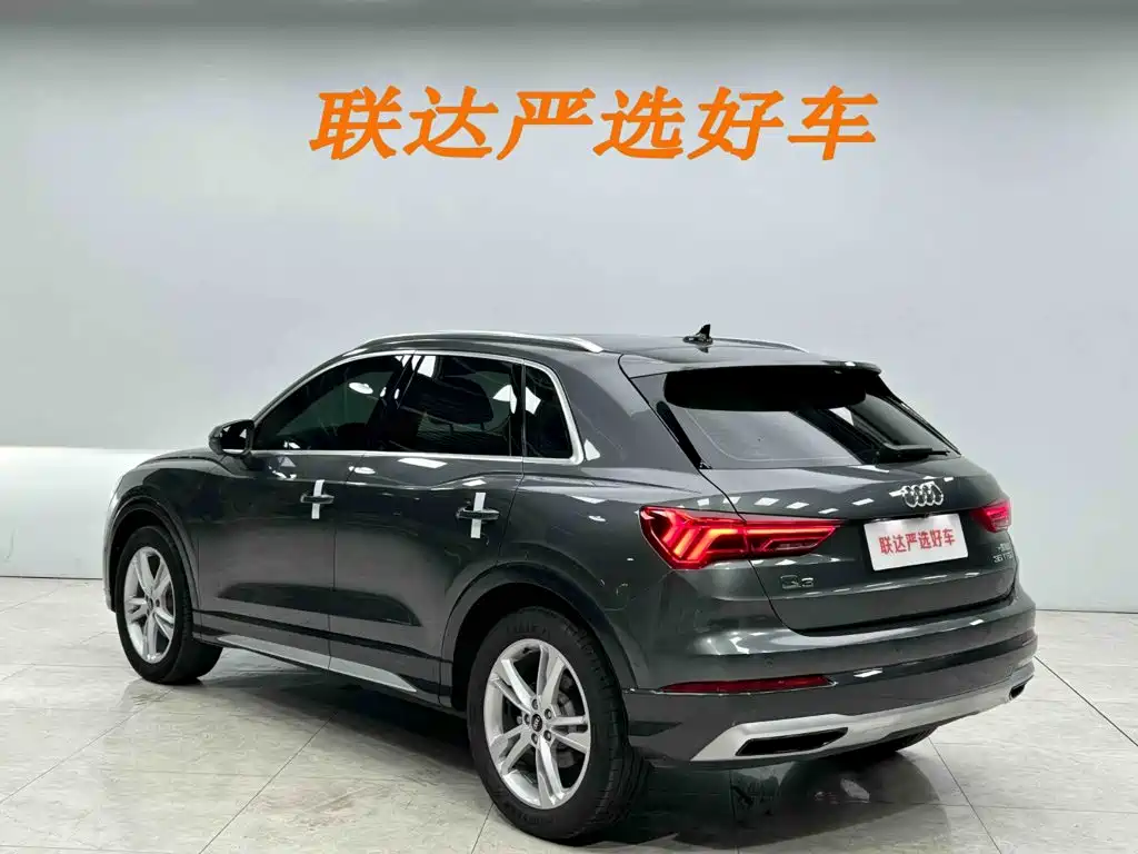 Audi Q3 2022 — фото 24