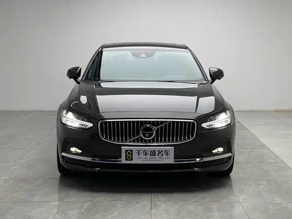 Volvo S90 2021