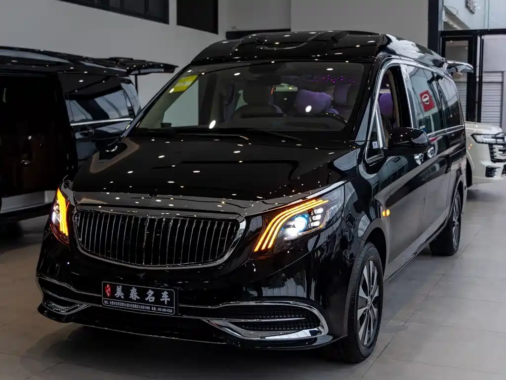 Mercedes-Benz Vito 2023 — фото 1