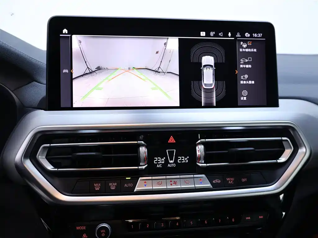 BMW X4 2023 — фото 10
