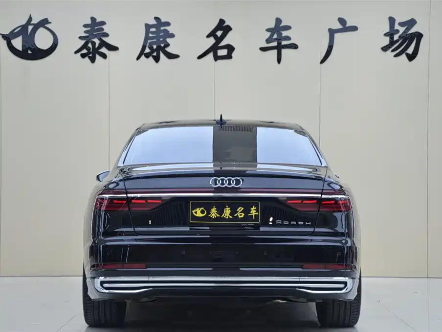 Audi A8 2025 — фото 3