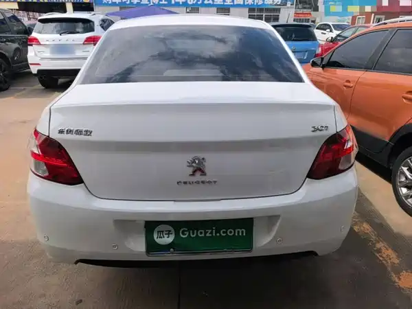 Peugeot 301 2015
