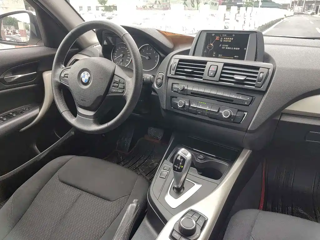 BMW 1 Series 2014 — фото 16