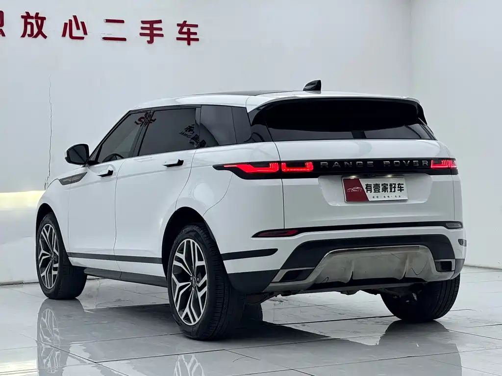 Land Rover Evoque 2023 — фото 6