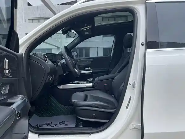 Mercedes-Benz GLB 2022