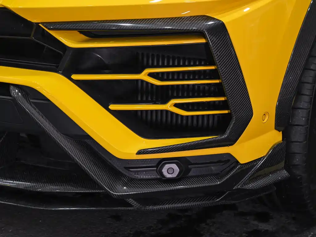 Lamborghini Urus 2023 — фото 22