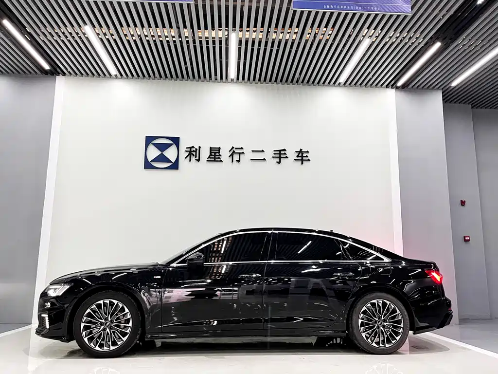 Audi A6L New Energy 2022