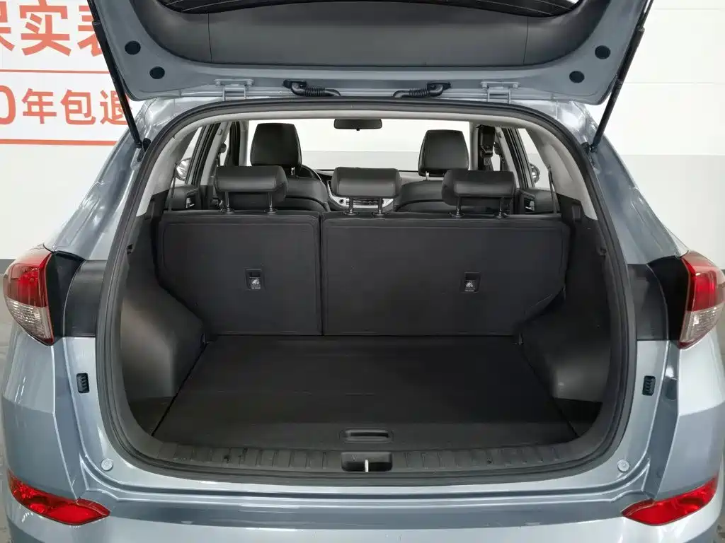Hyundai Tucson 2017 — фото 16