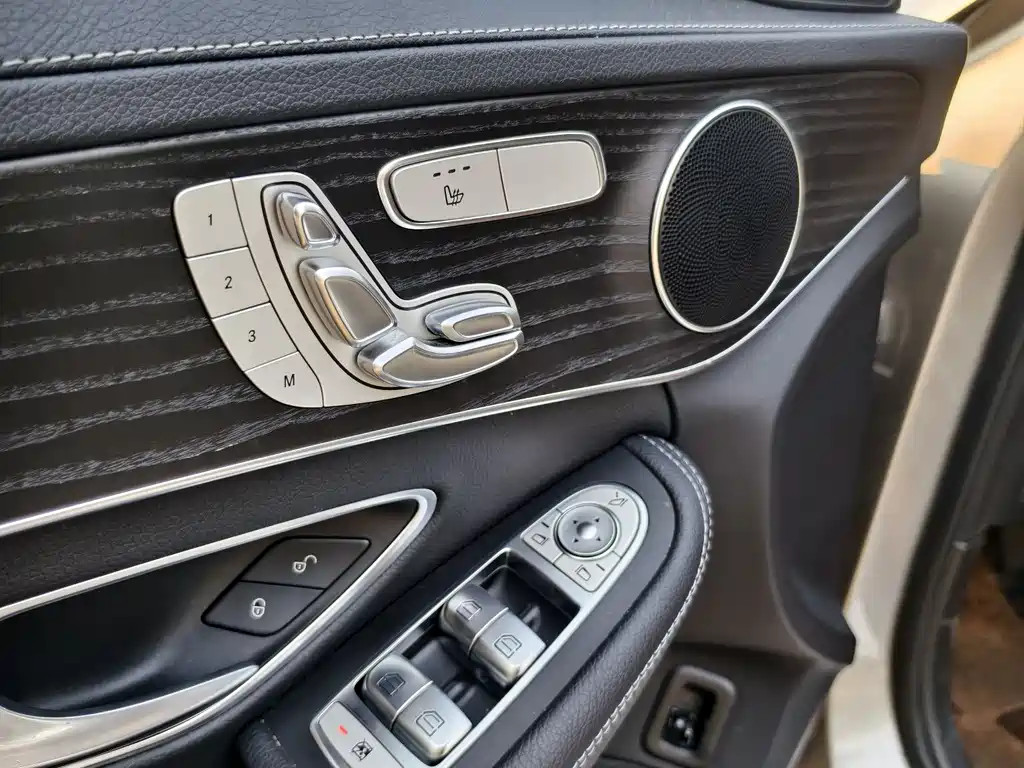 Mercedes-Benz C-Class 2020 — фото 14
