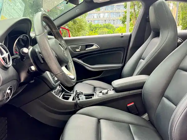 Mercedes-Benz CLA 2017