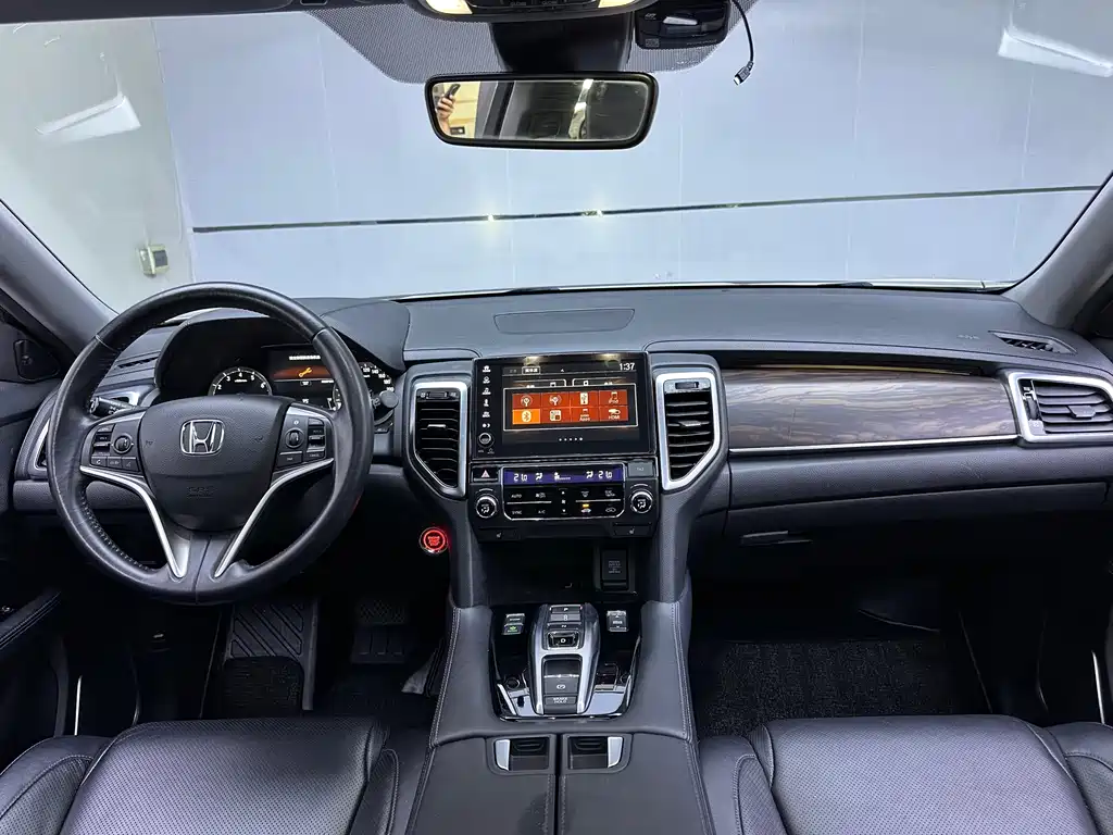 Honda UR-V 2018 — фото 7