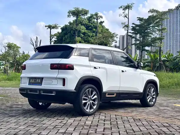 Geely ICON 2020
