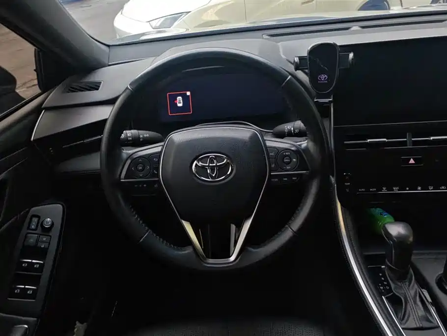 Toyota Avalon 2024 — фото 15